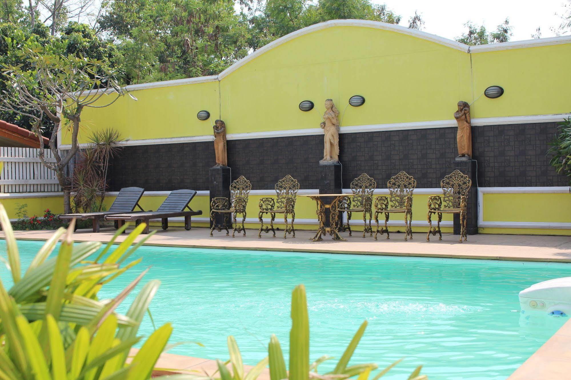 Saengthong Resort Chiangmai 치앙마이 외부 사진
